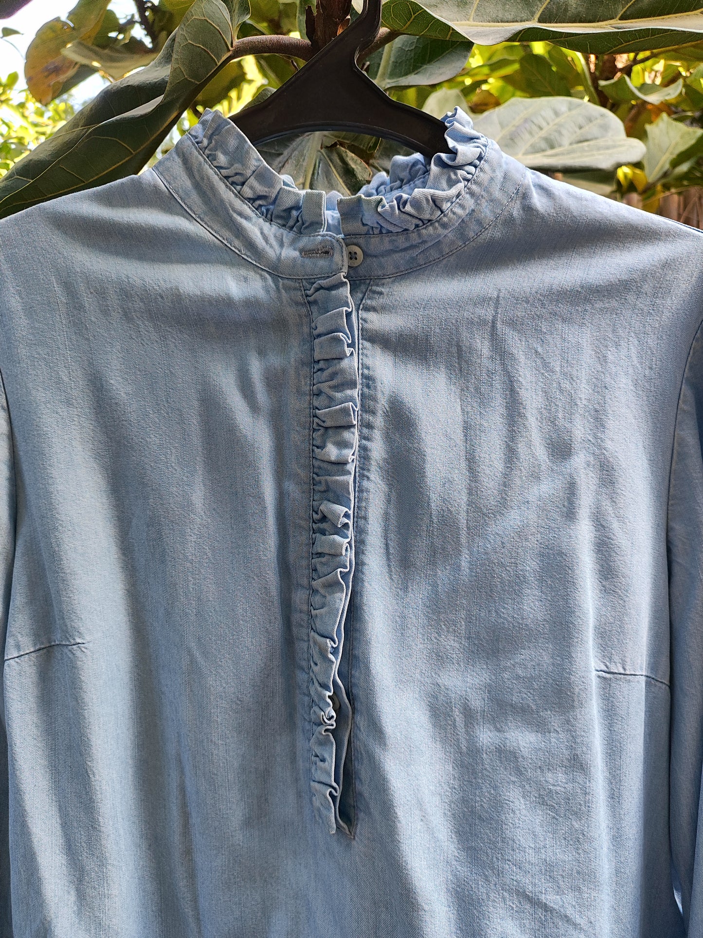 חולצה גינס דקה בעיצוב קימוט וילוני מידה L - Image 4 by Oui