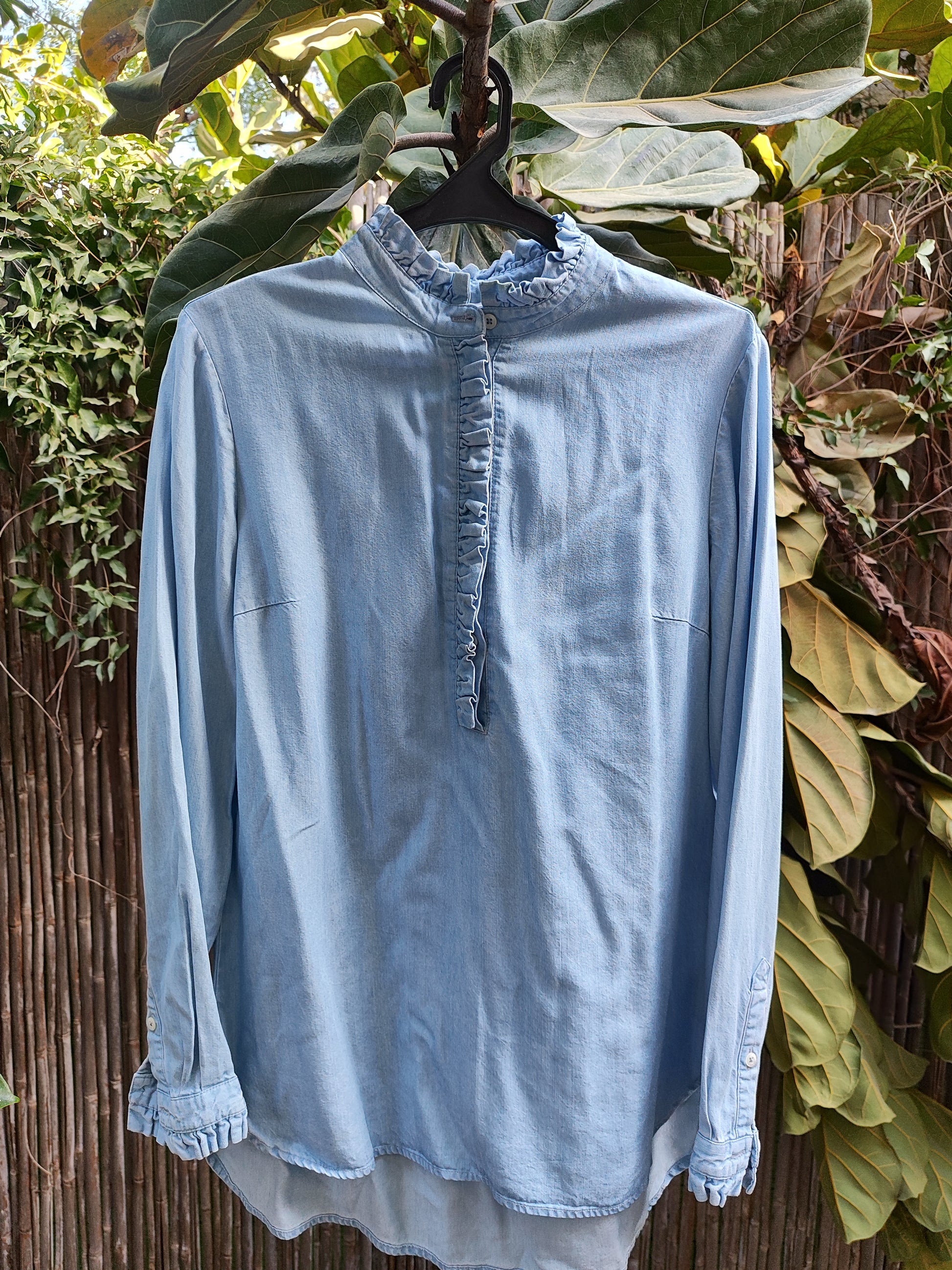 חולצה גינס דקה בעיצוב קימוט וילוני מידה L - Image 5 by Oui