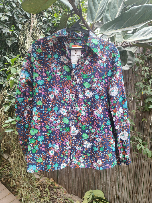 חולצת פרחים וינטג׳ - Image 3 by Anne