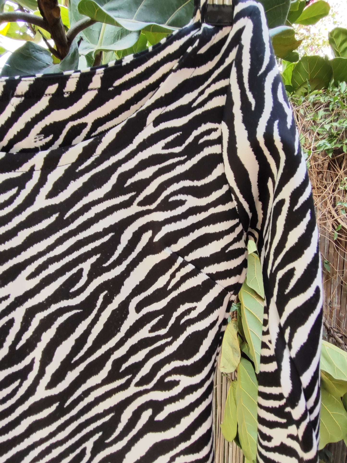 שמלת זברה מודפסת - Image 3 by Dorin Tal