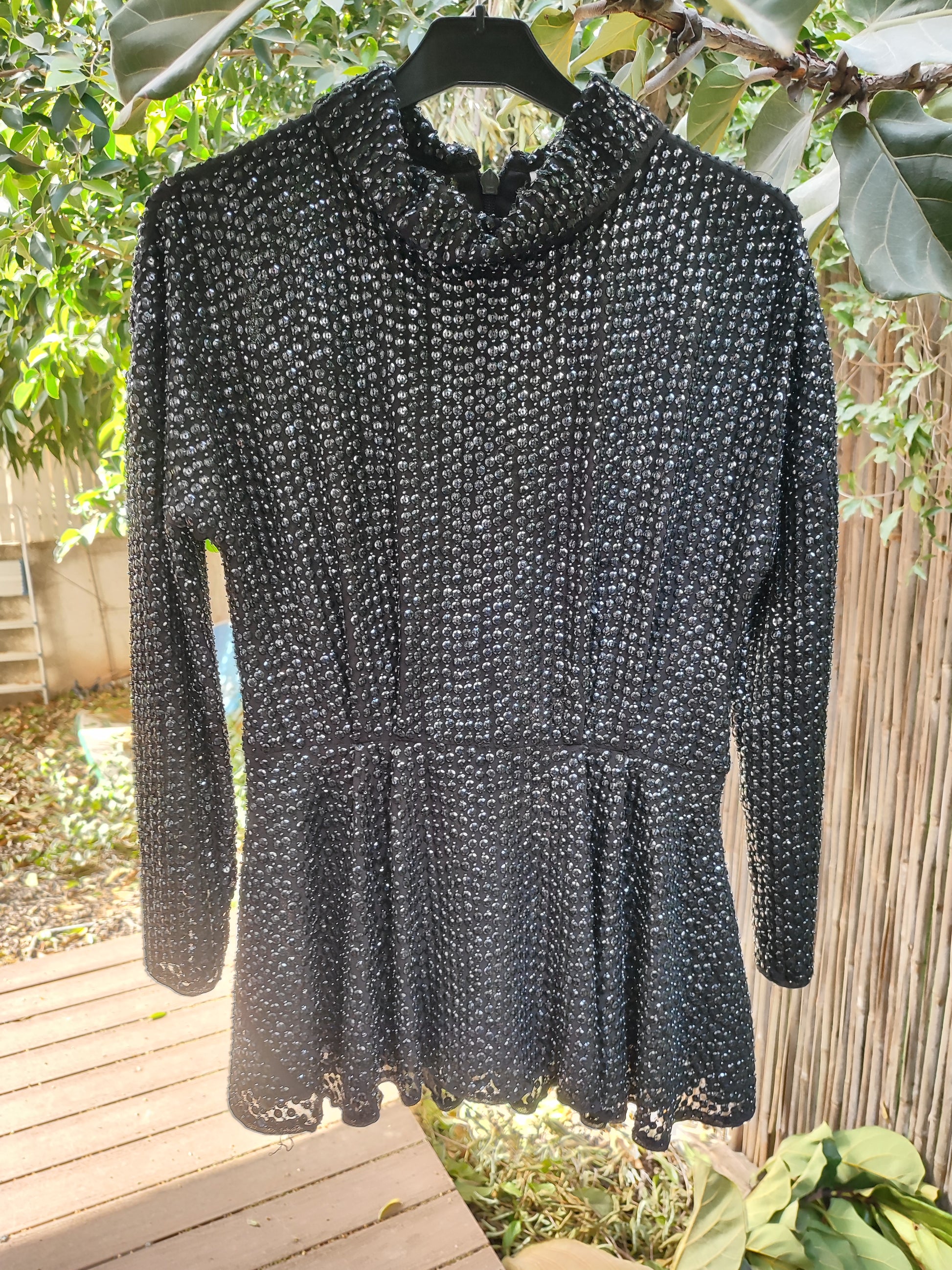 שמלה שחורה נוצצת - Image 2