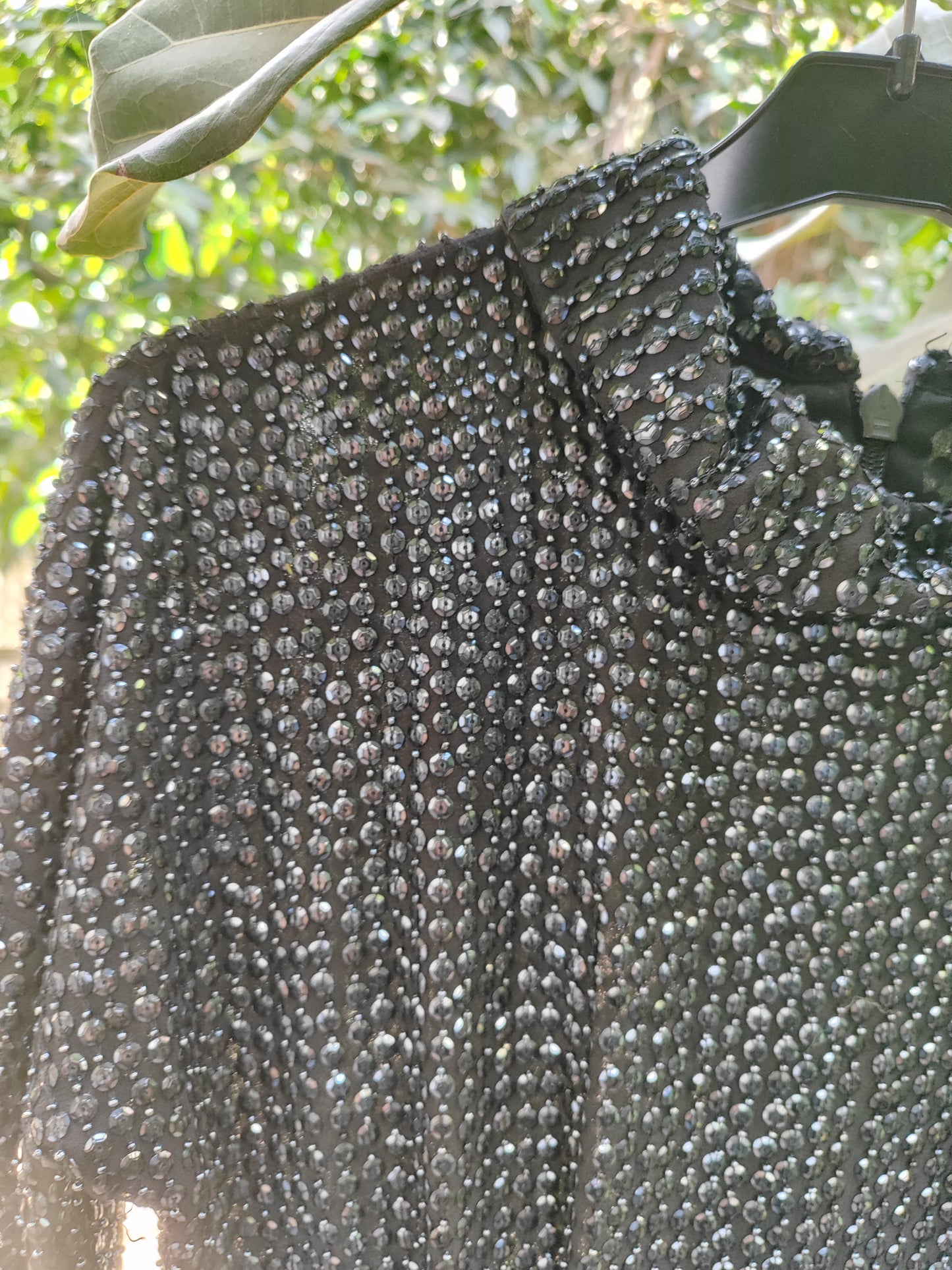 שמלה שחורה נוצצת - Image 3