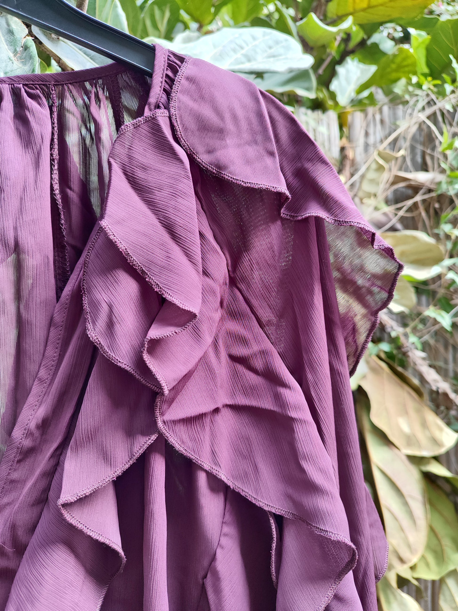 חולצת שכבות מתשתשת סגולה מכופתרת  - Image 7