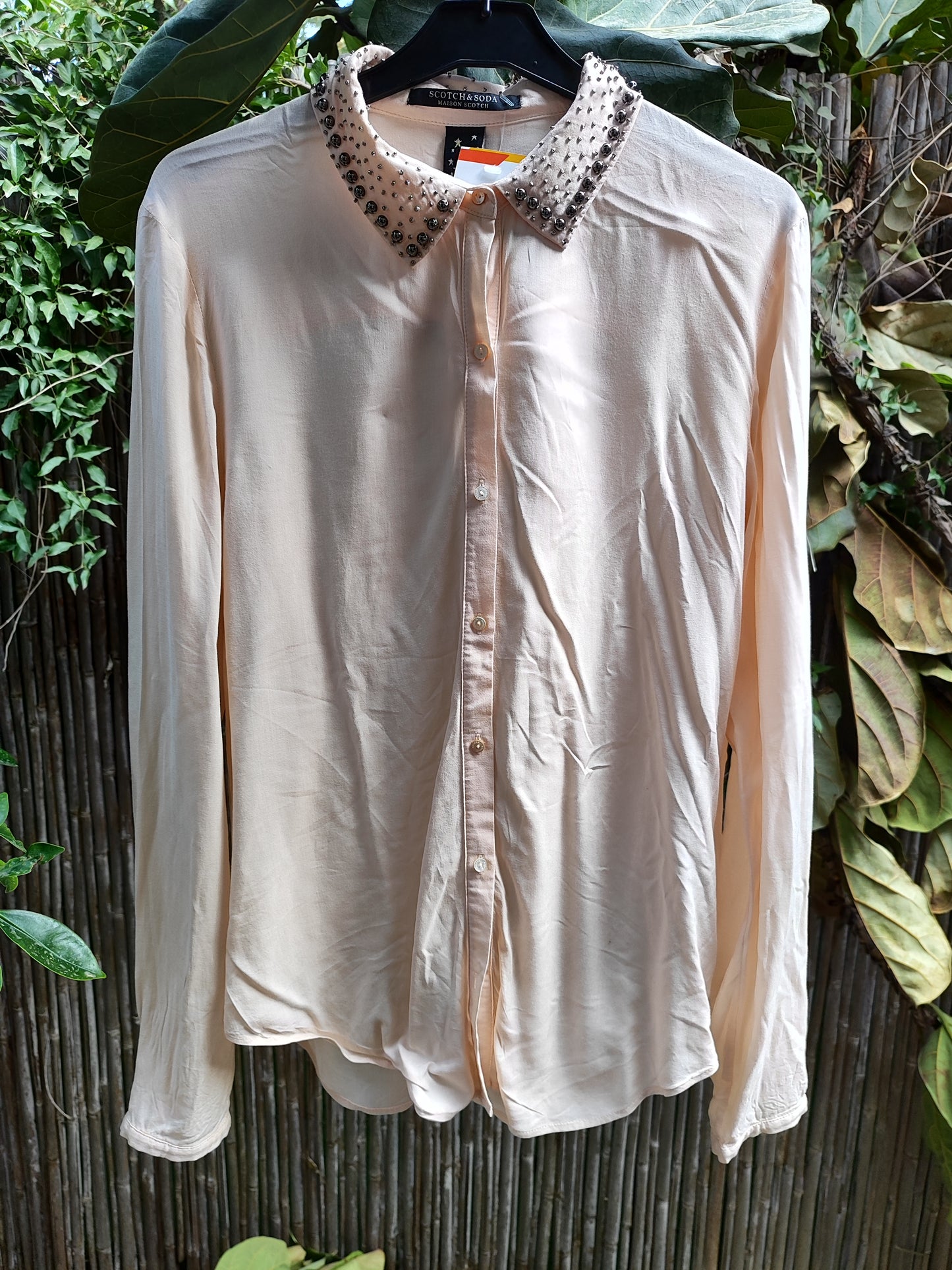 Scotch & Soda  חולצה מכופתרת בפסטל דש בניטים  - Image 2 by Scotch & Soda