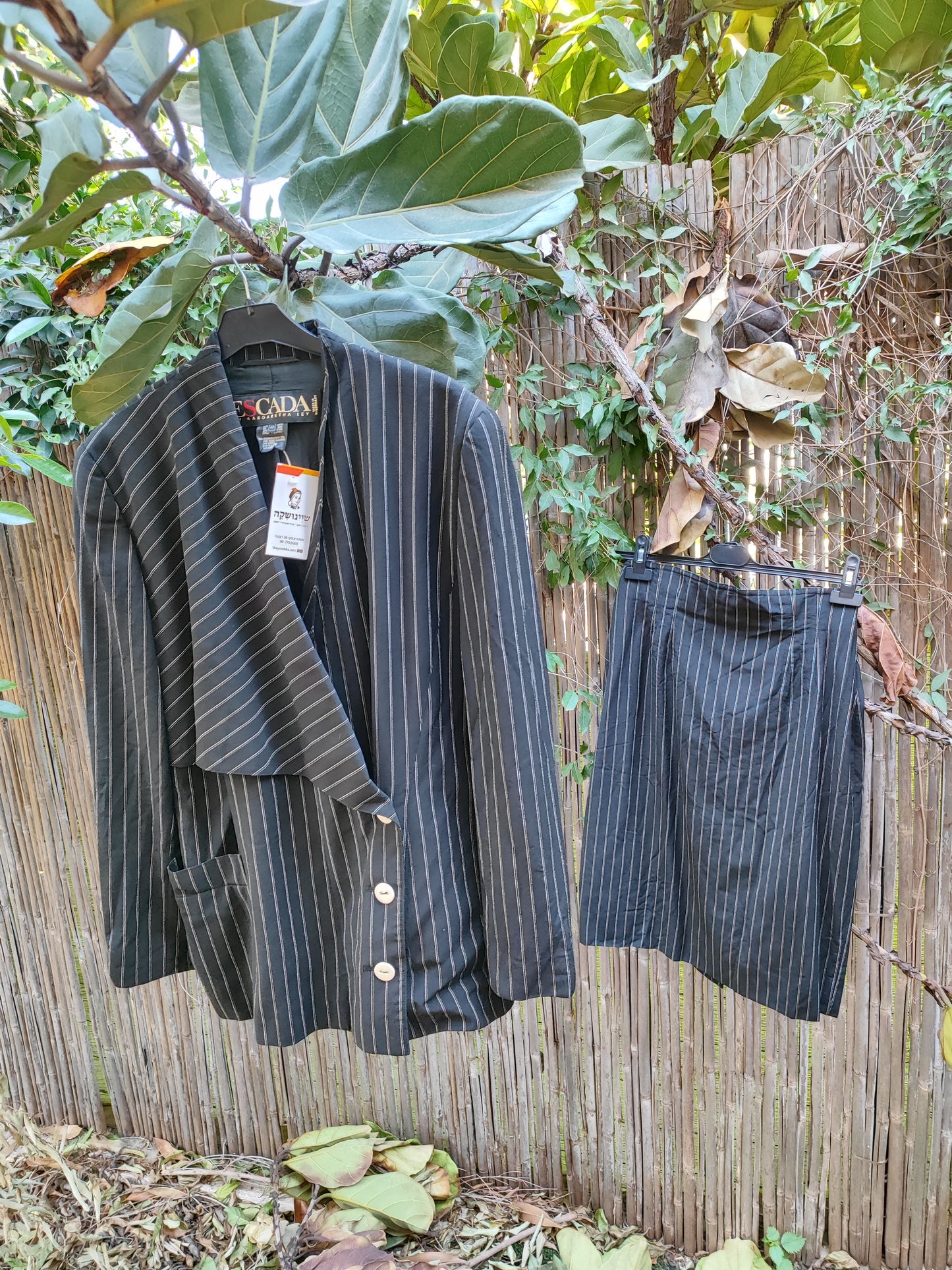 חצאית פסים. קלאסית רוכסן מאחור Escada - Image 5 by Escada