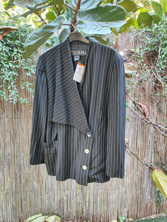 ז'קט פסים ייחודי בעיצובו. Escada.  - Image 4 by Escada