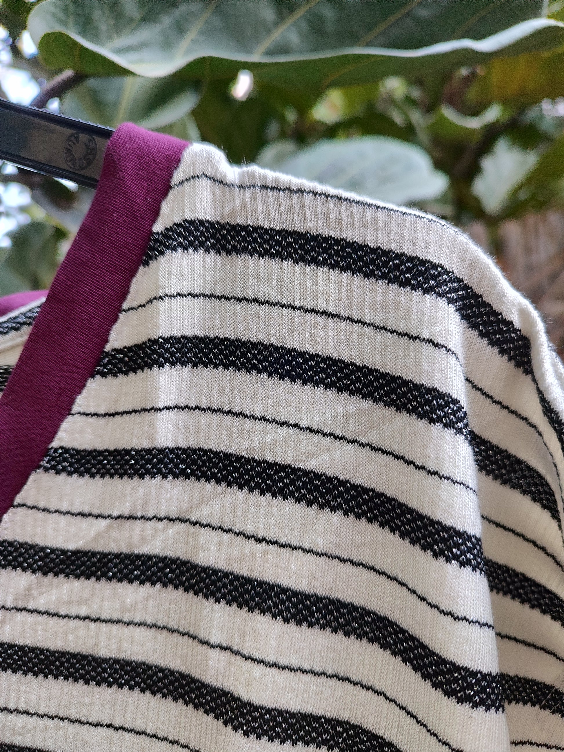 חולצת פסים שחור לבן. חדשה. Galler by Galler - Size M