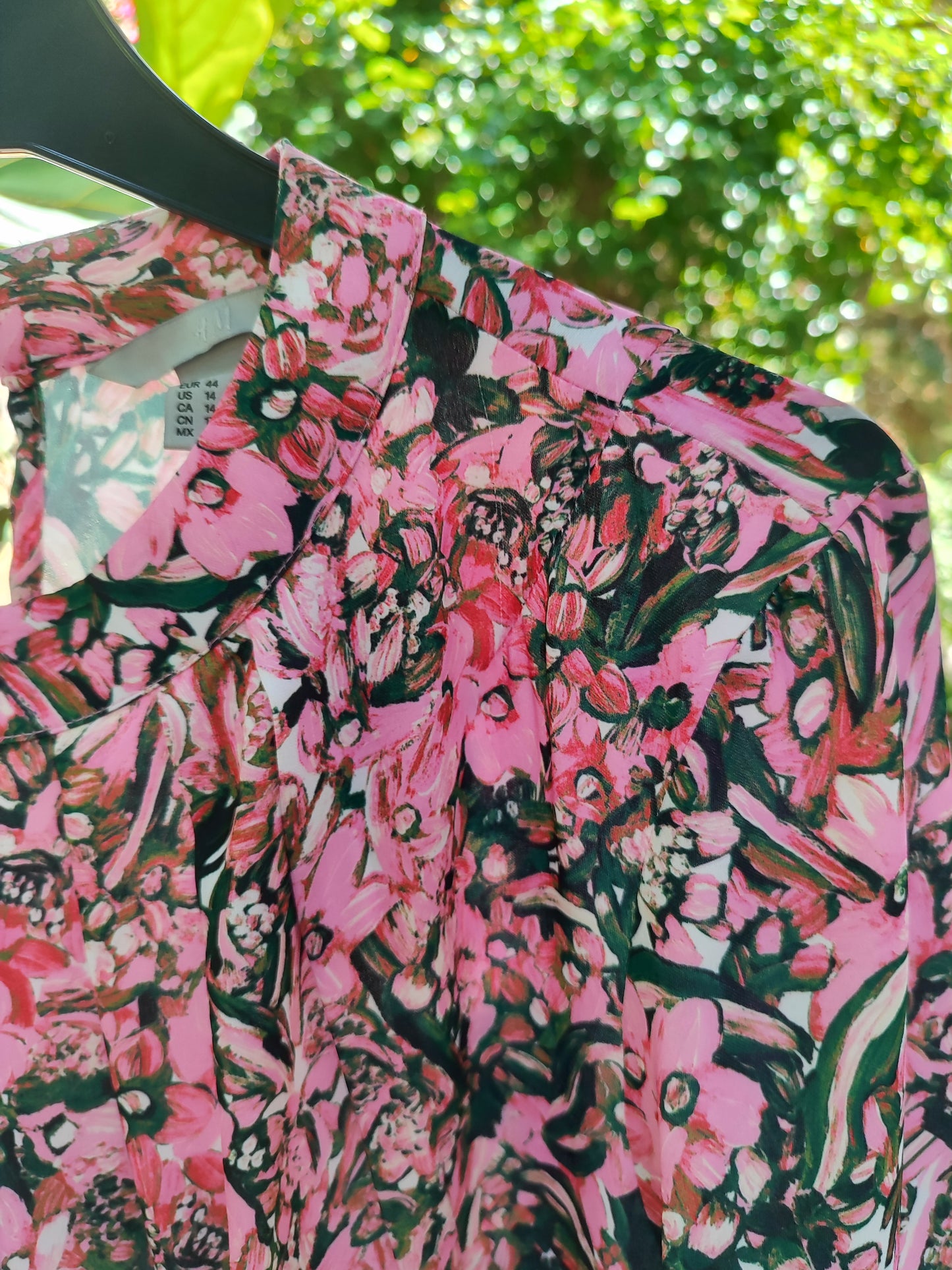 שמלת וינטג' פרחונית ורודה רחבה אורירית by H&M - Size L - xl