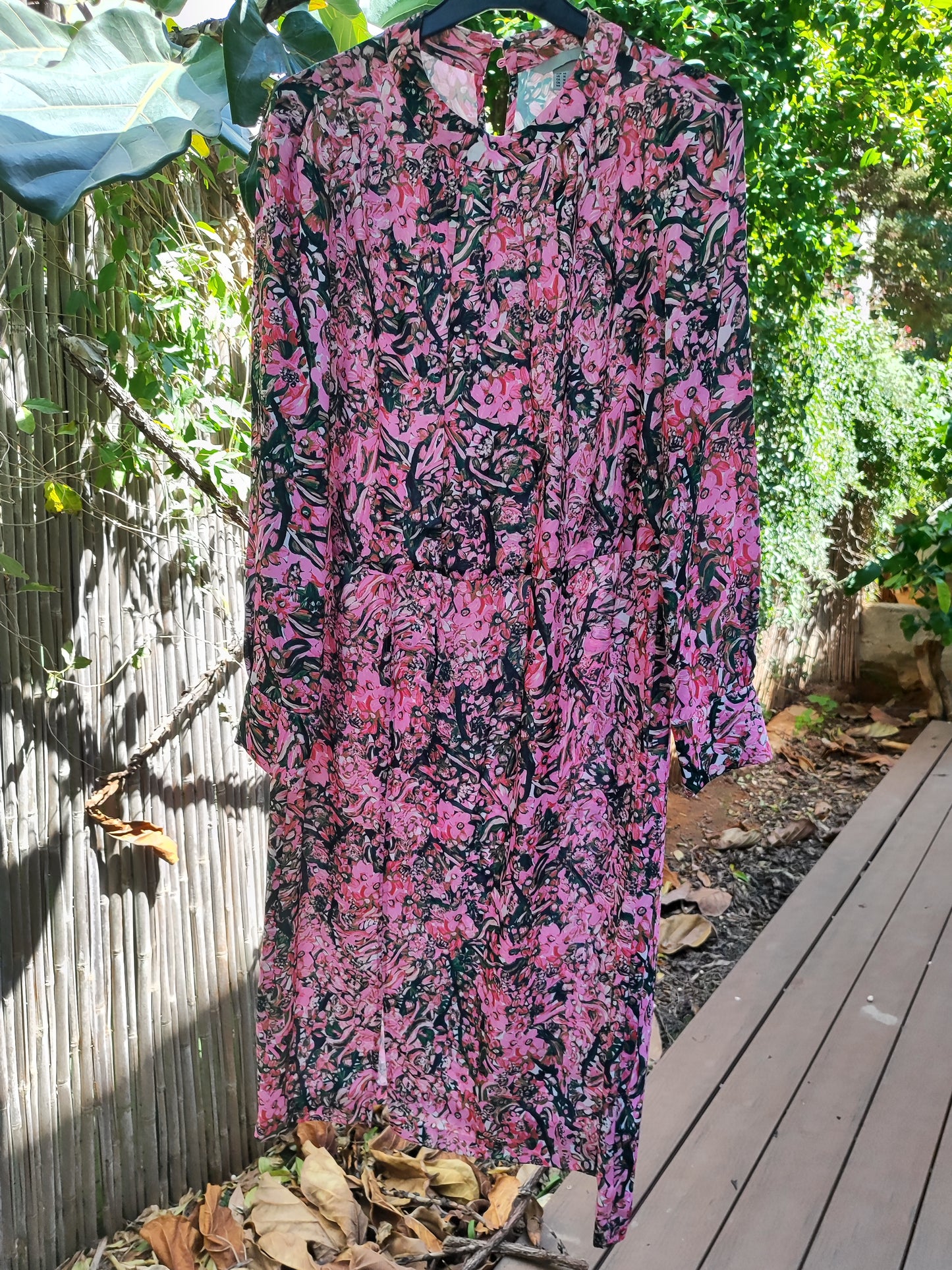 שמלת וינטג' פרחונית ורודה רחבה אורירית - Image 2 by H&M