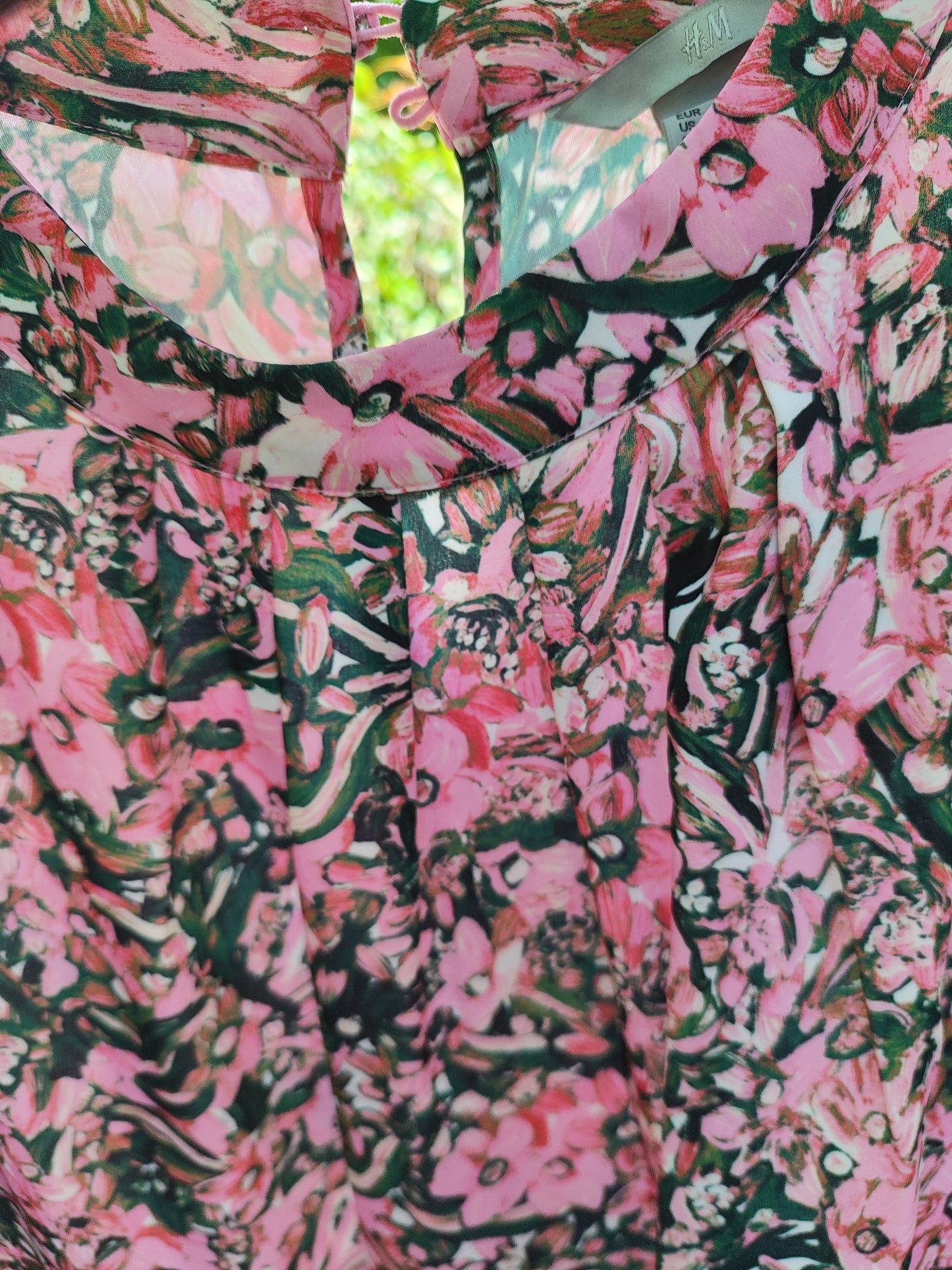 שמלת וינטג' פרחונית ורודה רחבה אורירית - Image 4 by H&M