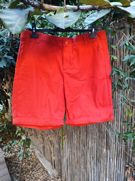 מכנסיים קצרים אדומים קלאסיים KHAKIS BY GAP היקף מותן 92 ס"מ
