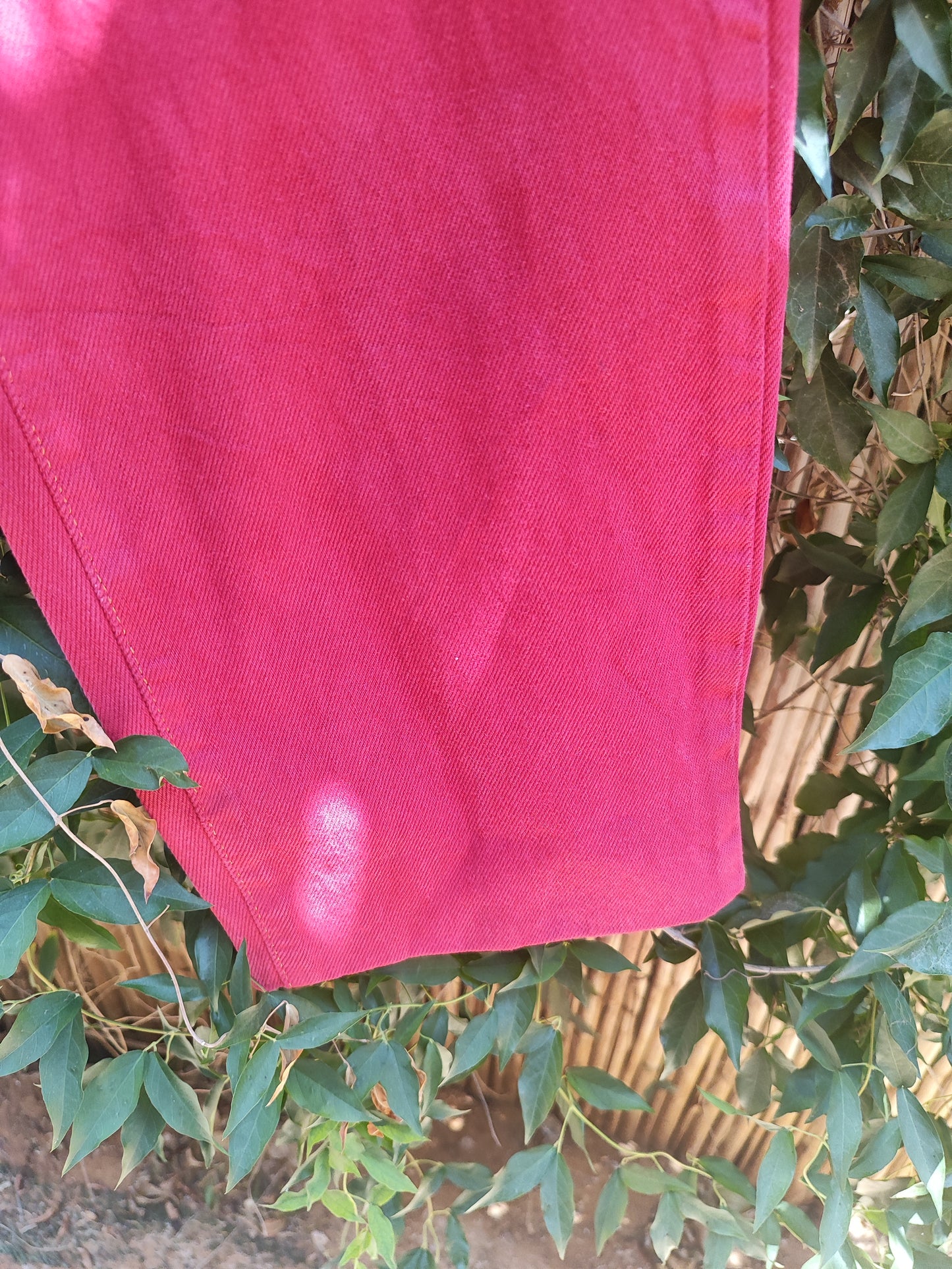 ג'ינס בורדו גזרה גבוהה . GAP מכנסיים