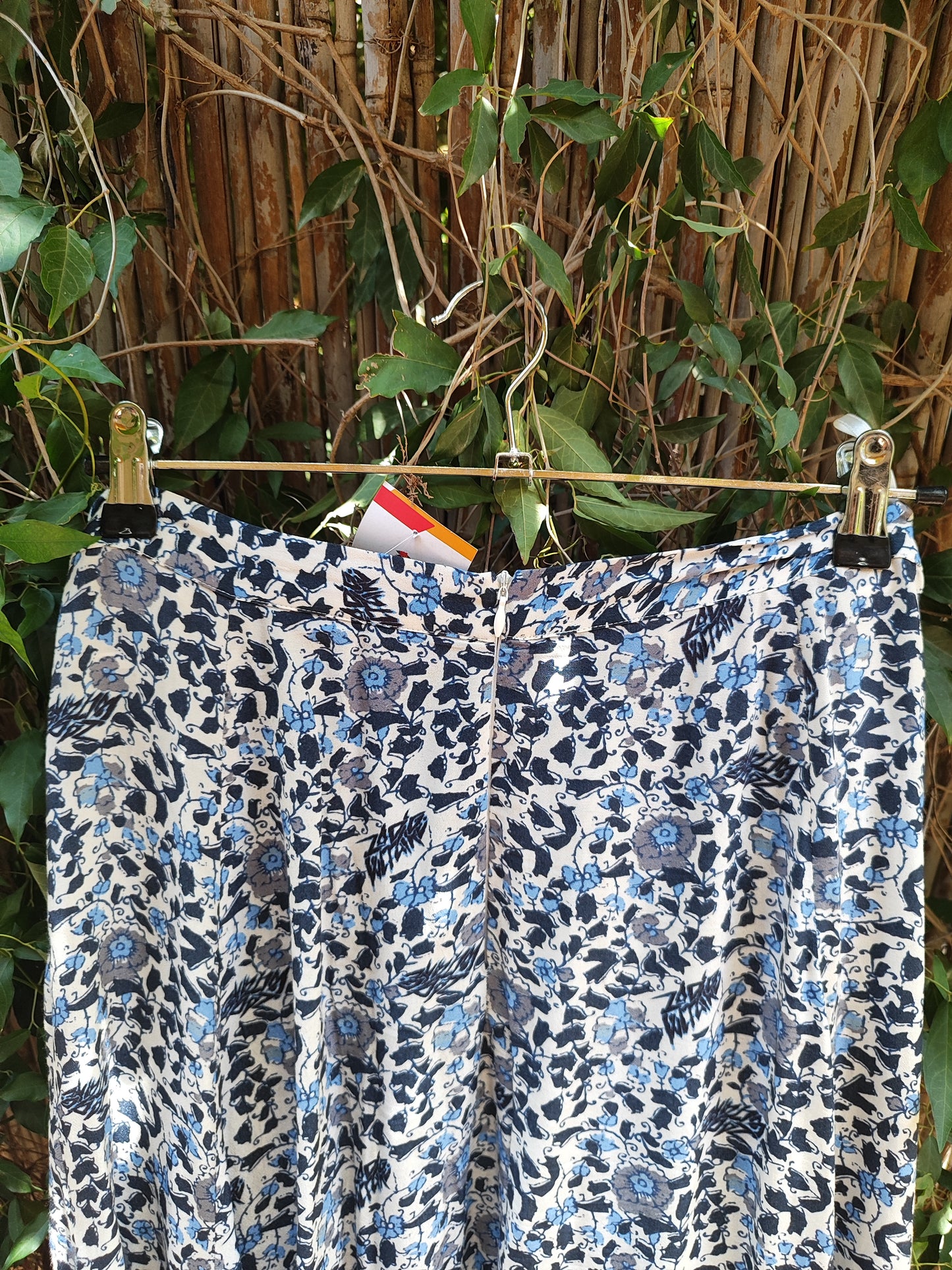 ZADIG&VOLTAIRE חצאית פרחונית בגווני כחול על רקע לבן