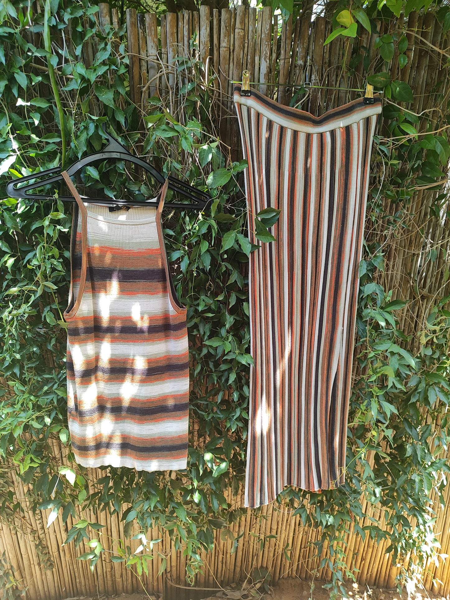 MASSIMO DUTTI. גופיה סריג. פסים בצבעי אדמה. סטרצית